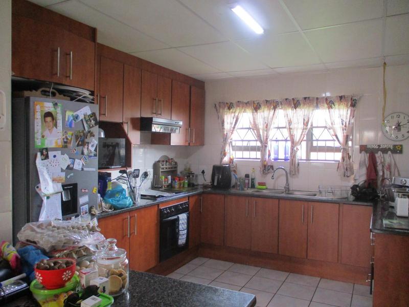 3 Bedroom Property for Sale in Langenhovenpark Free State